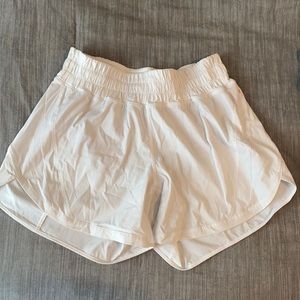 sz 6 Lululemon Track That White *see description